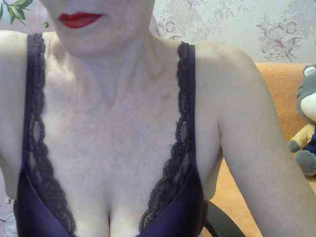 Red-Rose-777 webcam