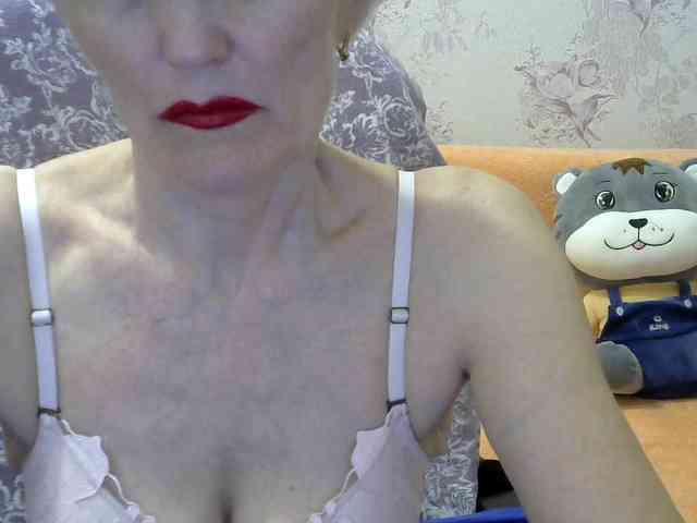 Red-Rose-777 webcam