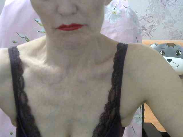 Red-Rose-777 webcam