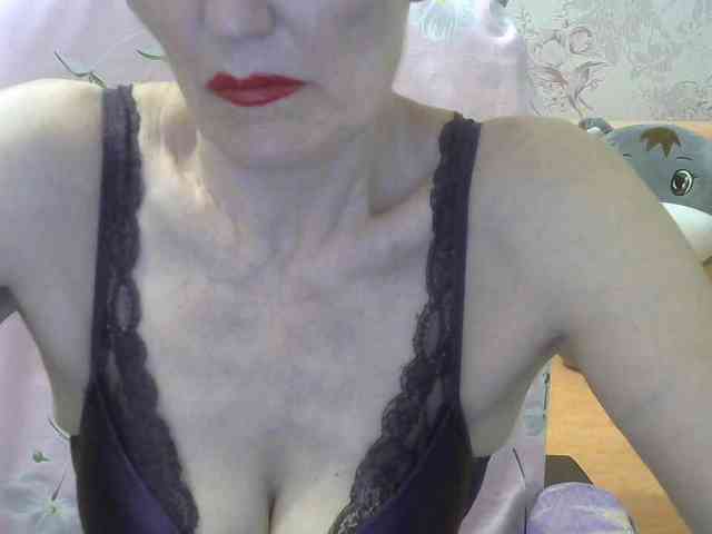 Red-Rose-777 webcam