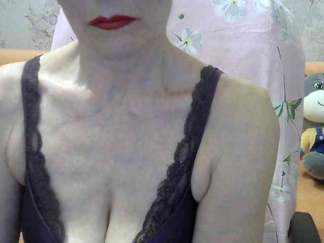 Red-Rose-777 webcam