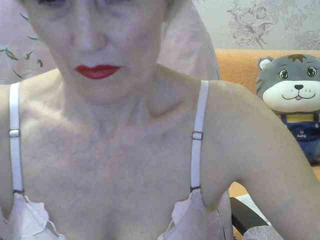 Red-Rose-777 webcam