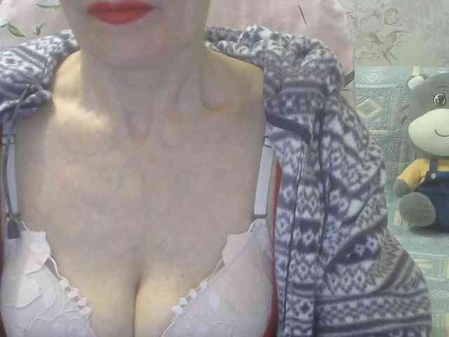 Red-Rose-777 webcam
