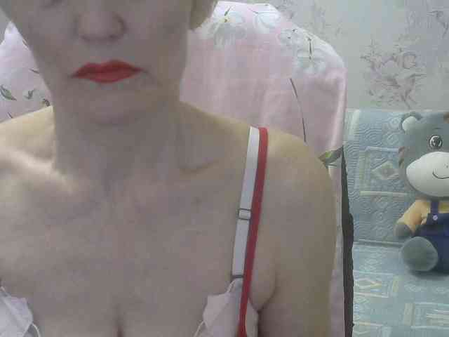Red-Rose-777 webcam