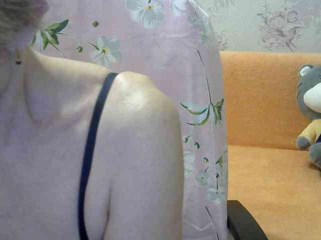 Red-Rose-777 webcam