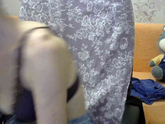Red-Rose-777 webcam