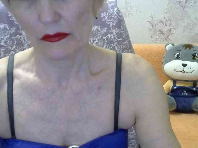 Red-Rose-777 webcam