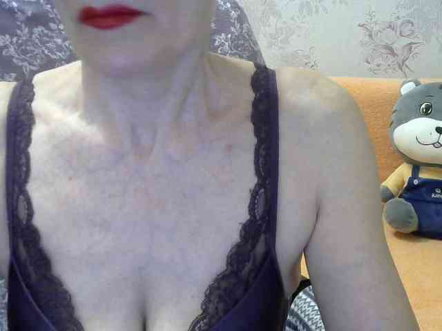 Red-Rose-777 webcam