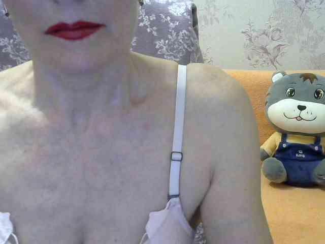 Red-Rose-777 webcam