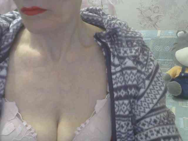 Red-Rose-777 webcam