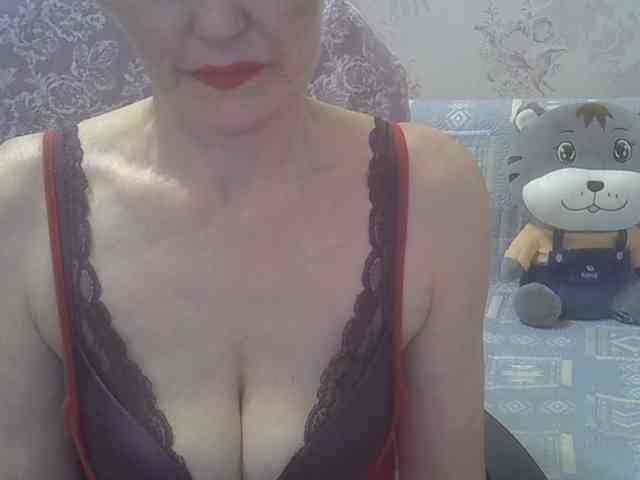 Red-Rose-777 webcam