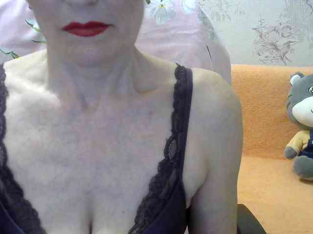 Red-Rose-777 webcam