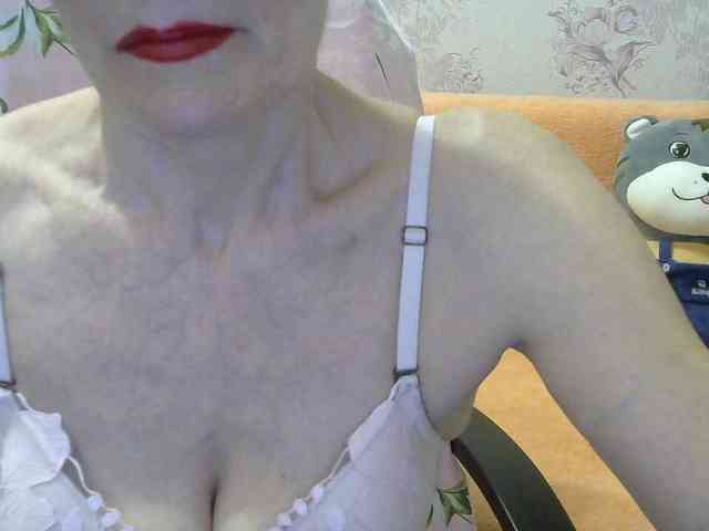 Red-Rose-777 webcam