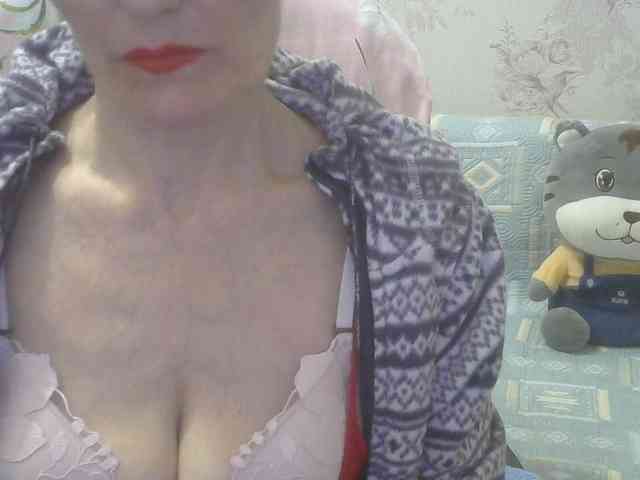 Red-Rose-777 webcam
