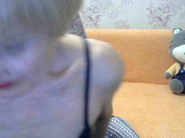 Red-Rose-777 webcam