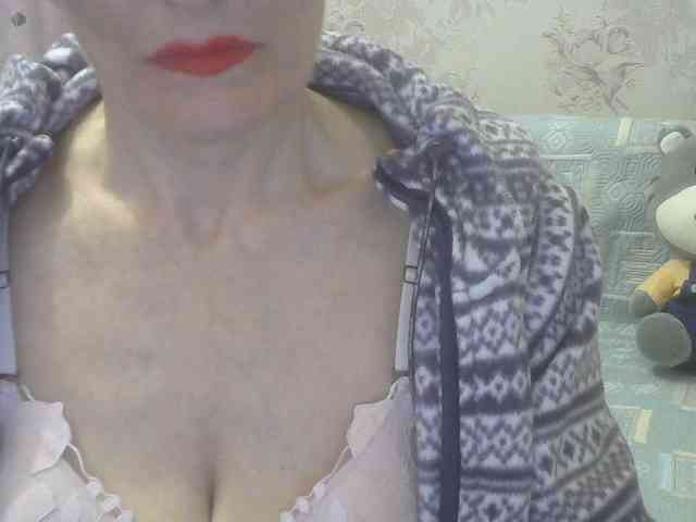 Red-Rose-777 webcam