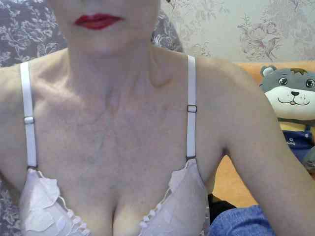 Red-Rose-777 webcam