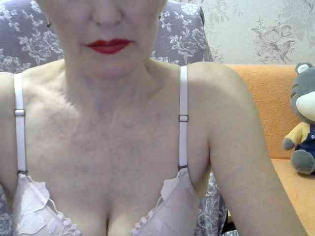 Red-Rose-777 webcam