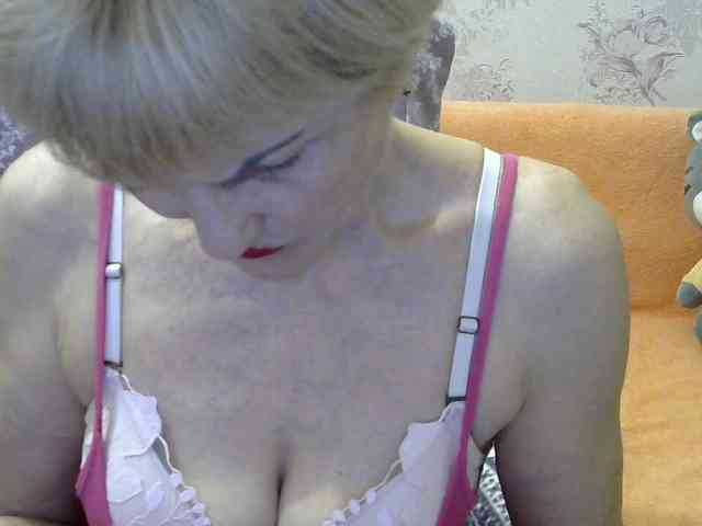 Red-Rose-777 webcam