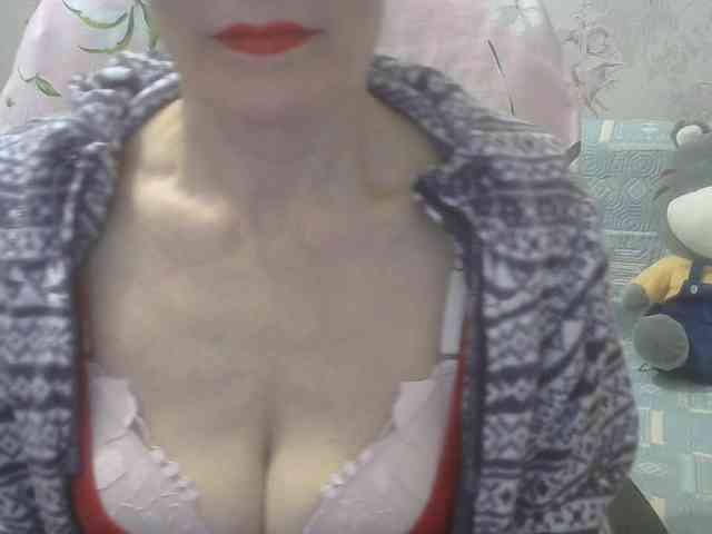 Red-Rose-777 webcam