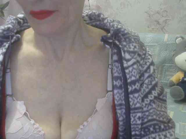 Red-Rose-777 webcam
