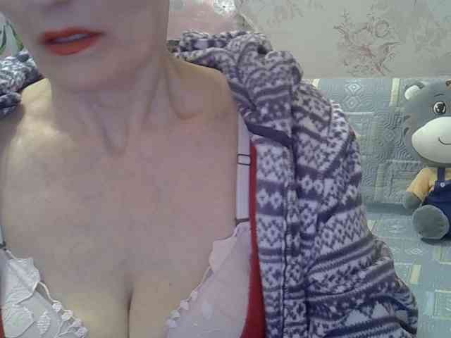 Red-Rose-777 webcam