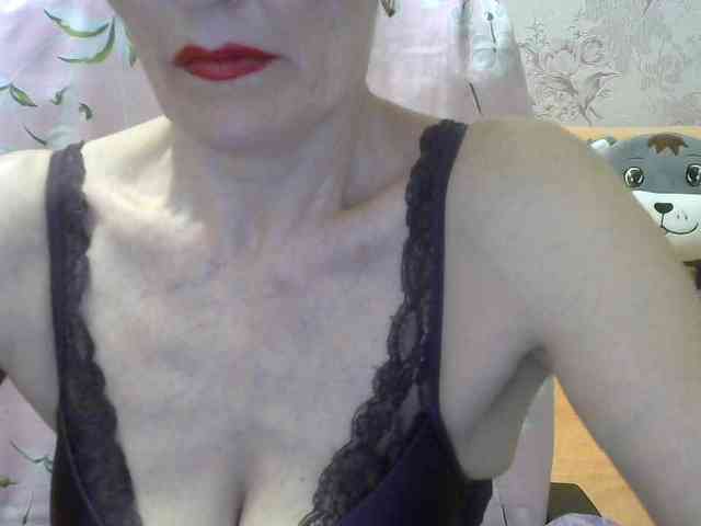 Red-Rose-777 webcam
