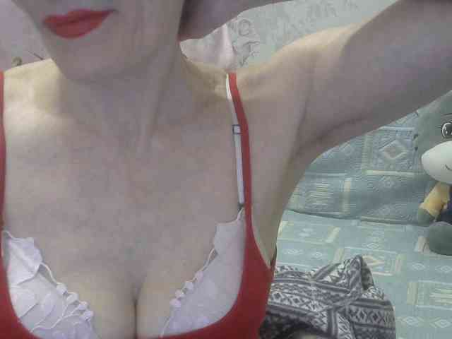 Red-Rose-777 webcam