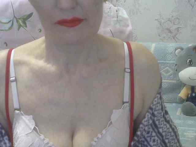 Red-Rose-777 webcam