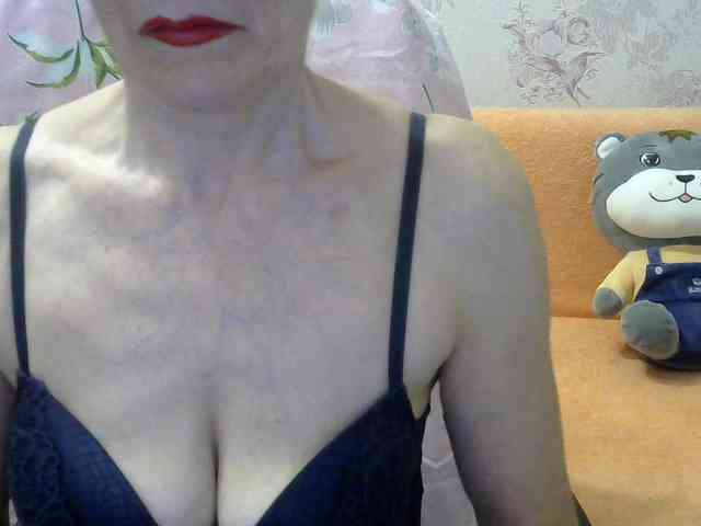 Red-Rose-777 webcam