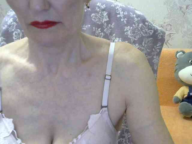 Red-Rose-777 webcam