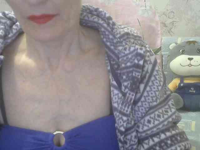 Red-Rose-777 webcam