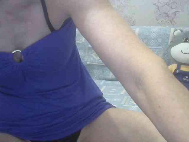 Red-Rose-777 webcam