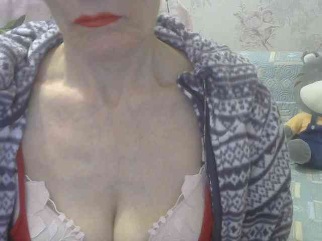 Red-Rose-777 webcam