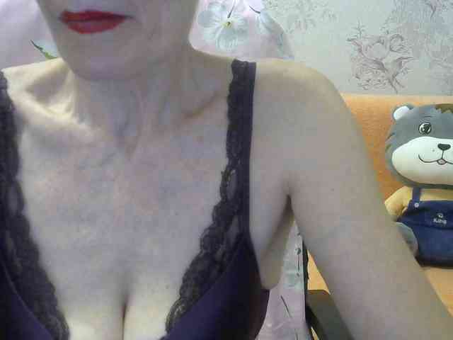 Red-Rose-777 webcam
