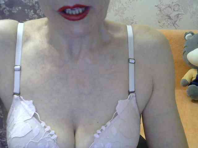 Red-Rose-777 webcam