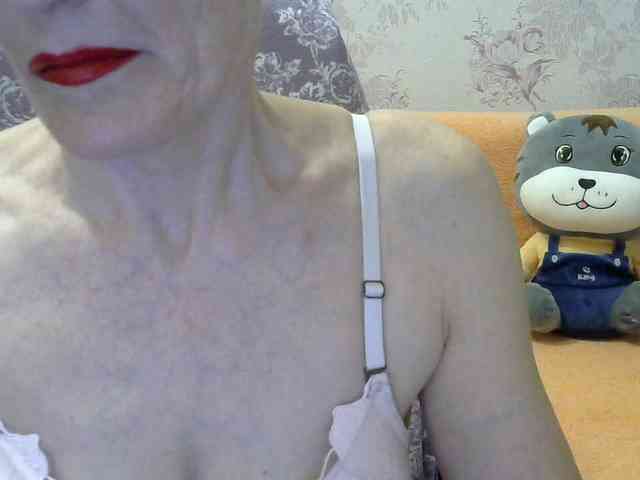 Red-Rose-777 webcam