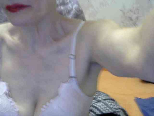 Red-Rose-777 webcam