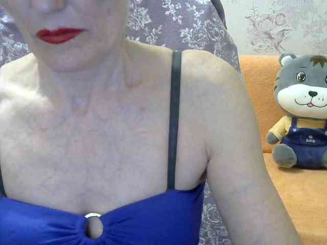Red-Rose-777 webcam
