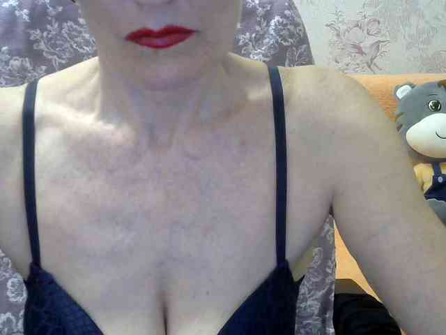 Red-Rose-777 webcam