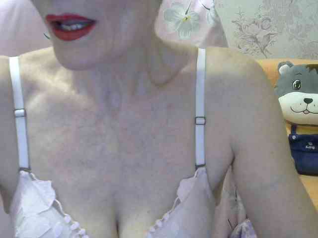 Red-Rose-777 webcam