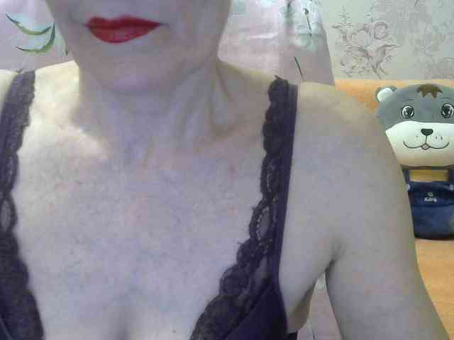 Red-Rose-777 webcam