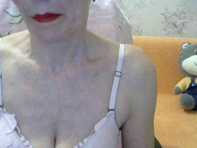 Red-Rose-777 webcam
