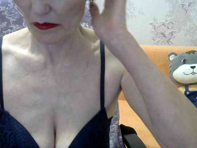 Red-Rose-777 webcam