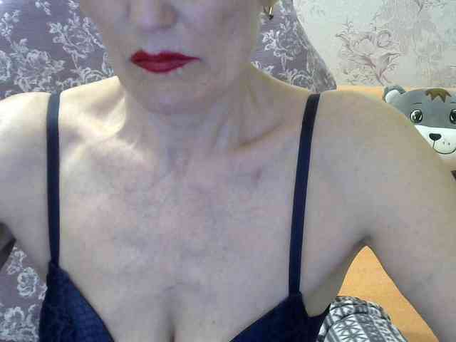 Red-Rose-777 webcam