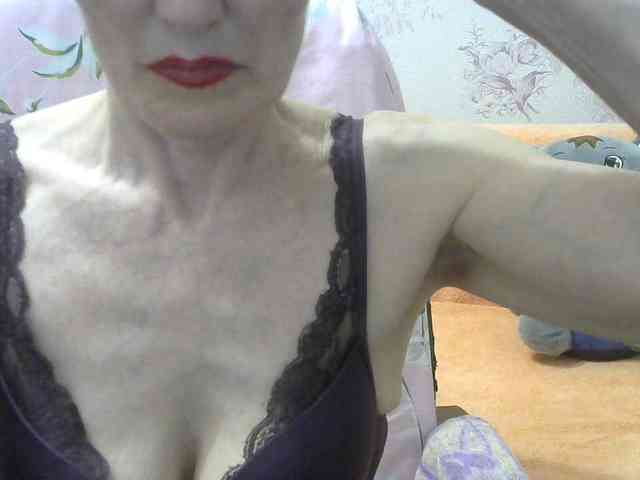 Red-Rose-777 webcam
