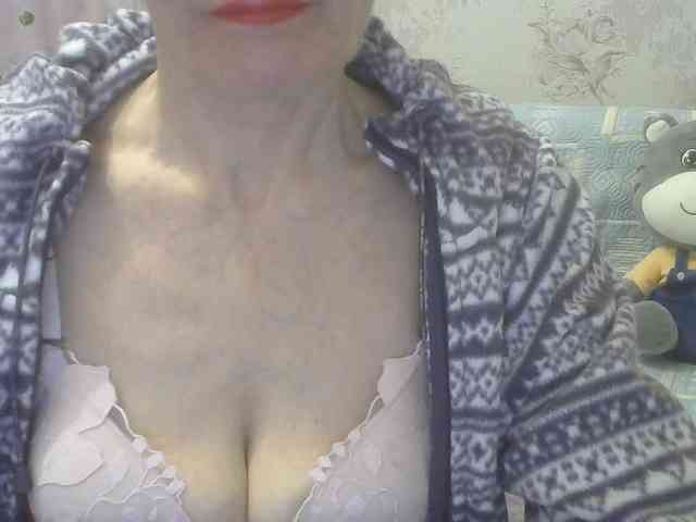 Red-Rose-777 webcam