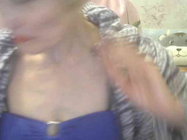 Red-Rose-777 webcam