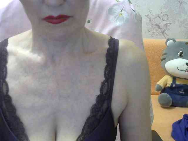 Red-Rose-777 webcam