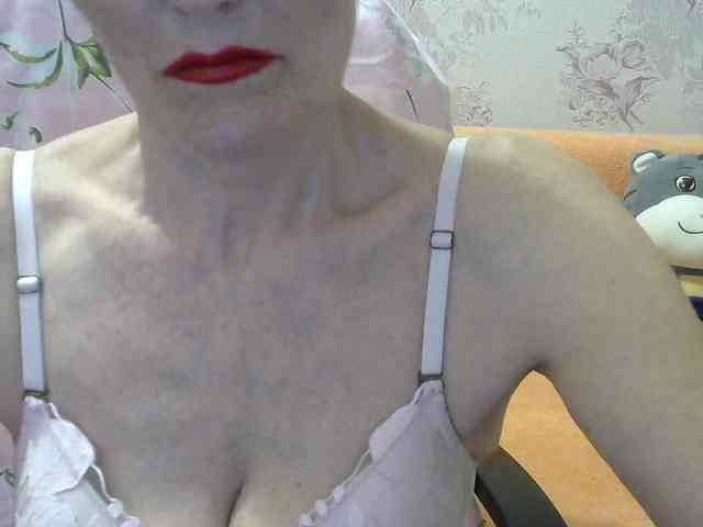 Red-Rose-777 webcam